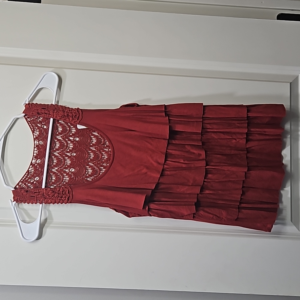 Forever 21 Tank Size Small Rust Color Lace Ruffle